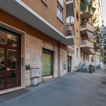 Apartman & Róma